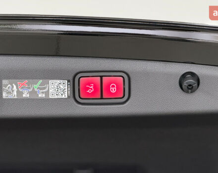 Мерседес Е-Класс 2025 в Одессе на Automoto.ua Мерседес Е-Класс, объемом двигателя 1.99 л и пробегом 0 тыс. км за 93312 $, фото 11 на Automoto.ua