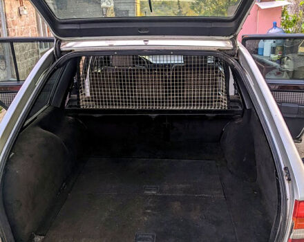 Мерседес Е-Клас, об'ємом двигуна 3 л та пробігом 0 тис. км за 3000 $, фото 1 на Automoto.ua