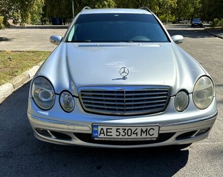 Мерседес Е-Класс, объемом двигателя 2.2 л и пробегом 355 тыс. км за 5900 $, фото 4 на Automoto.ua