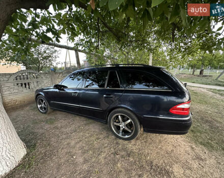 Мерседес Е-Клас, об'ємом двигуна 3.2 л та пробігом 245 тис. км за 8000 $, фото 2 на Automoto.ua
