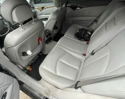 Мерседес Е-Класс, объемом двигателя 3.2 л и пробегом 305 тыс. км за 4200 $, фото 3 на Automoto.ua