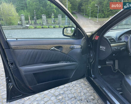 Мерседес Е-Клас, об'ємом двигуна 2.99 л та пробігом 374 тис. км за 11000 $, фото 13 на Automoto.ua
