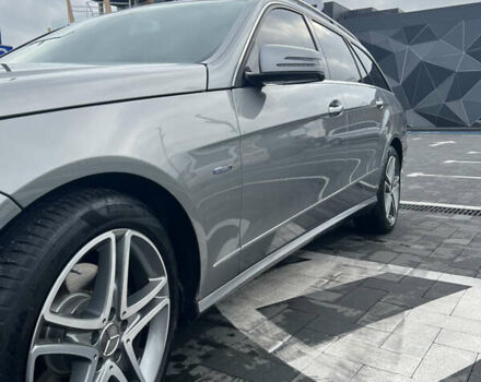 Мерседес Е-Класс, объемом двигателя 2.2 л и пробегом 348 тыс. км за 12799 $, фото 5 на Automoto.ua