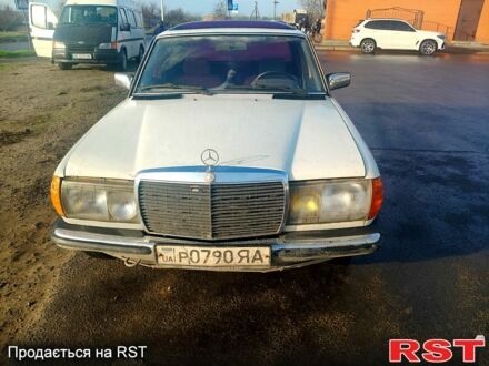 Мерседес Е-Класс, объемом двигателя 2.4 л и пробегом 200 тыс. км за 650 $, фото 1 на Automoto.ua