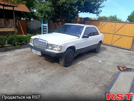 Мерседес Е-Клас, об'ємом двигуна 2 л та пробігом 352 тис. км за 1000 $, фото 1 на Automoto.ua
