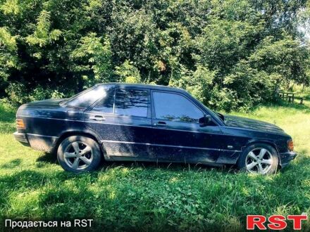 Мерседес Е-Клас, об'ємом двигуна 2 л та пробігом 1 тис. км за 1100 $, фото 1 на Automoto.ua