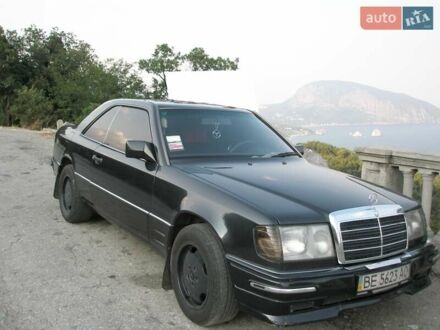 Мерседес Е-Класс 1991 в Вознесенске на Automoto.ua Мерседес Е-Класс, объемом двигателя 2.3 л и пробегом 290 тыс. км за 4500 $, фото 1 на Automoto.ua