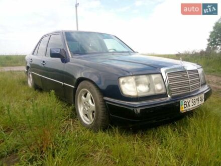 Мерседес Е-Класс 1993 в Хмельницком на Automoto.ua Мерседес Е-Класс, объемом двигателя 2.5 л и пробегом 351 тыс. км за 3500 $, фото 1 на Automoto.ua