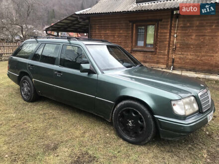 Мерседес Е-Класс 1994 в Яремче на Automoto.ua Мерседес Е-Класс, объемом двигателя 0 л и пробегом 387 тыс. км за 2000 $, фото 1 на Automoto.ua