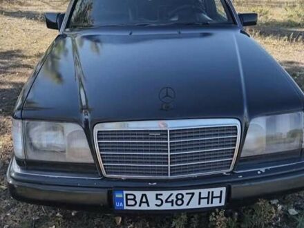 Мерседес Е-Класс, объемом двигателя 2 л и пробегом 350 тыс. км за 3200 $, фото 1 на Automoto.ua