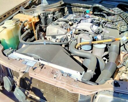 Мерседес Е-Класс, объемом двигателя 2 л и пробегом 330 тыс. км за 3000 $, фото 1 на Automoto.ua