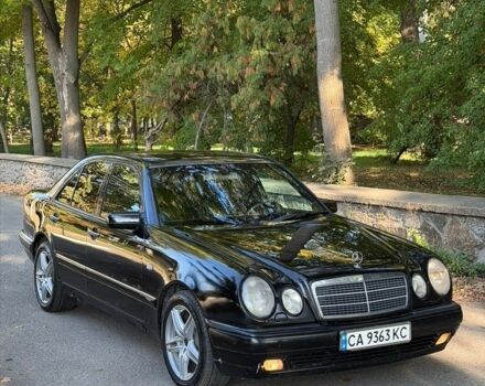 Мерседес Е-Класс, объемом двигателя 3.2 л и пробегом 680 тыс. км за 3500 $, фото 1 на Automoto.ua
