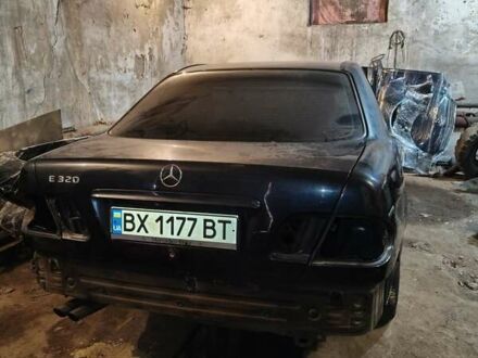 Мерседес Е-Класс 1997 в Хмельницком на Automoto.ua Мерседес Е-Класс, объемом двигателя 3.2 л и пробегом 380 тыс. км за 2100 $, фото 1 на Automoto.ua