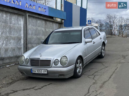 Мерседес Е-Класс 1997 в Смеле на Automoto.ua Мерседес Е-Класс, объемом двигателя 2 л и пробегом 345 тыс. км за 3500 $, фото 1 на Automoto.ua