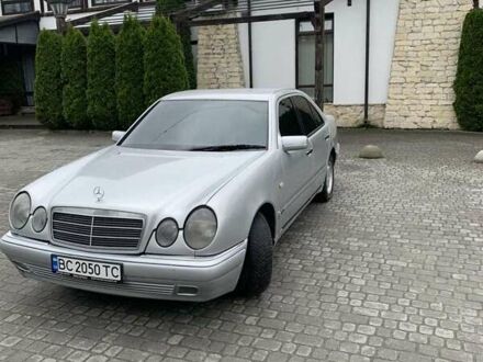 Мерседес Е-Класс, объемом двигателя 2 л и пробегом 370 тыс. км за 4300 $, фото 1 на Automoto.ua