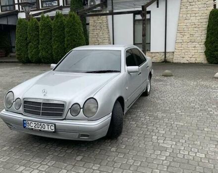 Мерседес Е-Класс, объемом двигателя 2 л и пробегом 370 тыс. км за 4300 $, фото 1 на Automoto.ua