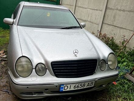 Мерседес Е-Класс, объемом двигателя 3.2 л и пробегом 0 тыс. км за 4100 $, фото 1 на Automoto.ua