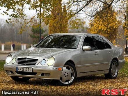 Мерседес Е-Класс, объемом двигателя 3.2 л и пробегом 400 тыс. км за 3500 $, фото 1 на Automoto.ua