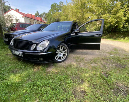 Мерседес Е-Класс, объемом двигателя 0 л и пробегом 489 тыс. км за 3056 $, фото 1 на Automoto.ua