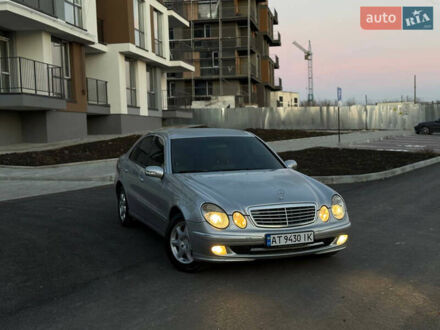 Мерседес Е-Класс, объемом двигателя 2.2 л и пробегом 388 тыс. км за 4800 $, фото 1 на Automoto.ua