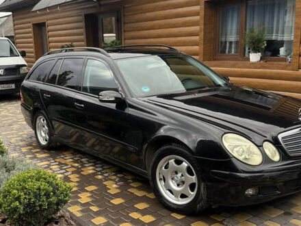 Мерседес Е-Класс, объемом двигателя 0 л и пробегом 250 тыс. км за 7200 $, фото 1 на Automoto.ua