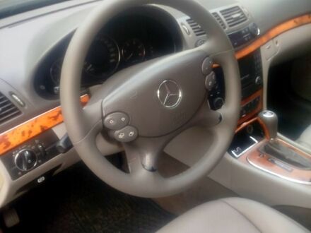 Мерседес Е-Клас, об'ємом двигуна 2.2 л та пробігом 0 тис. км за 7000 $, фото 1 на Automoto.ua