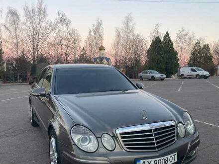Мерседес Е-Класс, объемом двигателя 1.8 л и пробегом 212 тыс. км за 6800 $, фото 1 на Automoto.ua