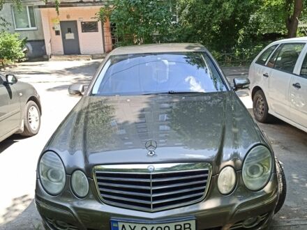 Мерседес Е-Класс, объемом двигателя 0 л и пробегом 190 тыс. км за 10500 $, фото 1 на Automoto.ua