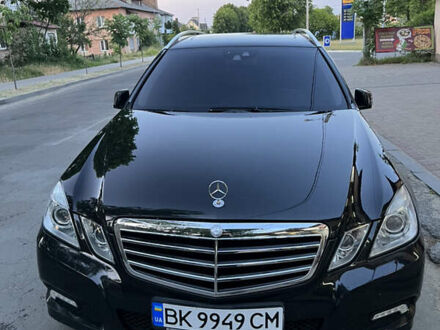 Мерседес Е-Клас 2009 у Рівному на Automoto.ua Мерседес Е-Клас, об'ємом двигуна 3 л та пробігом 377 тис. км за 16400 $, фото 1 на Automoto.ua