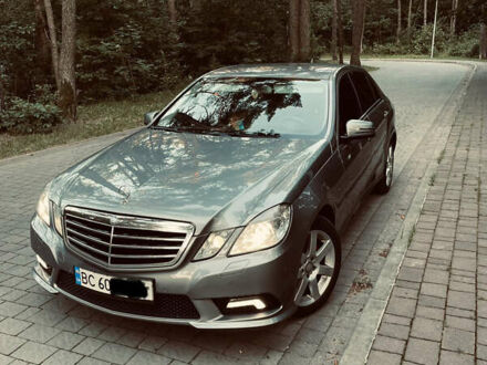 Мерседес Е-Клас 2010 у Львові на Automoto.ua Мерседес Е-Клас, об'ємом двигуна 2.2 л та пробігом 277 тис. км за 11900 $, фото 1 на Automoto.ua