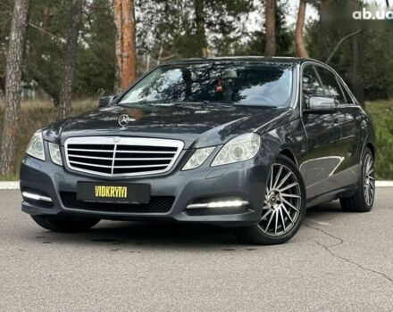 Мерседес Е-Класс, объемом двигателя 2.1 л и пробегом 293 тыс. км за 11500 $, фото 1 на Automoto.ua