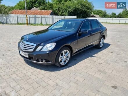 Мерседес Е-Класс 2011 в Черновцах на Automoto.ua Мерседес Е-Класс, объемом двигателя 2.1 л и пробегом 357 тыс. км за 10350 $, фото 1 на Automoto.ua