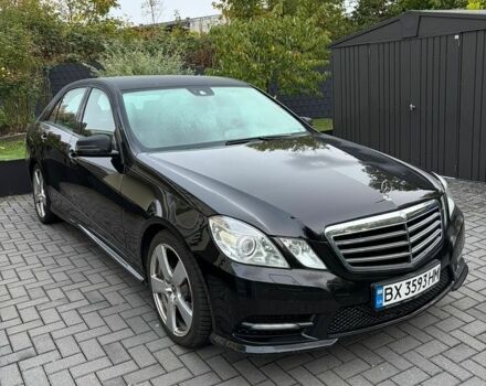 Мерседес Е-Класс, объемом двигателя 2.1 л и пробегом 246 тыс. км за 13500 $, фото 1 на Automoto.ua