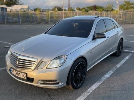 Мерседес Е-Класс, объемом двигателя 2.14 л и пробегом 319 тыс. км за 13500 $, фото 1 на Automoto.ua