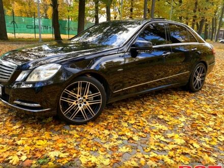 Мерседес Е-Клас, об'ємом двигуна 2.2 л та пробігом 258 тис. км за 12500 $, фото 1 на Automoto.ua