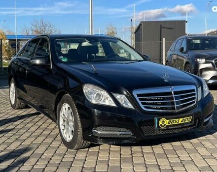 Мерседес Е-Класс, объемом двигателя 0 л и пробегом 254 тыс. км за 18200 $, фото 1 на Automoto.ua