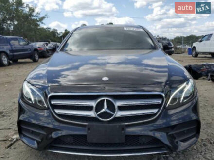 Мерседес Е-Клас, об'ємом двигуна 2 л та пробігом 115 тис. км за 16800 $, фото 1 на Automoto.ua