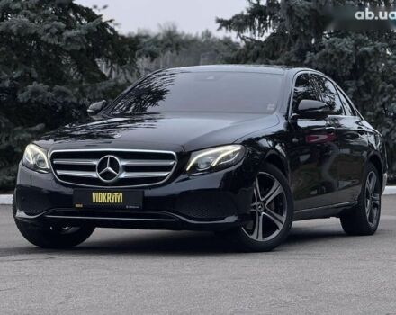 Мерседес Е-Класс, объемом двигателя 2 л и пробегом 109 тыс. км за 32500 $, фото 1 на Automoto.ua