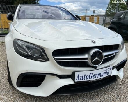 Мерседес Е-Клас, об'ємом двигуна 4 л та пробігом 24 тис. км за 89552 $, фото 1 на Automoto.ua