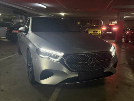 Мерседес Е-Клас, об'ємом двигуна 3 л та пробігом 4 тис. км за 78000 $, фото 1 на Automoto.ua