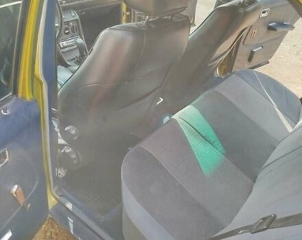 Желтый Мерседес Е-Класс, объемом двигателя 2.5 л и пробегом 390 тыс. км за 3950 $, фото 22 на Automoto.ua