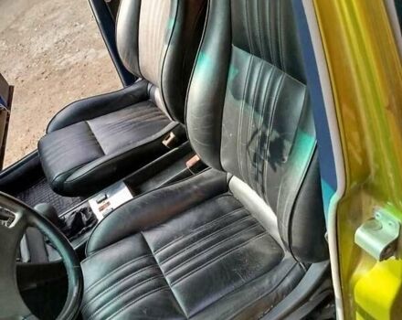 Желтый Мерседес Е-Класс, объемом двигателя 2.5 л и пробегом 390 тыс. км за 3950 $, фото 26 на Automoto.ua