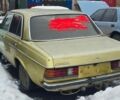 Желтый Мерседес Е-Класс, объемом двигателя 2.4 л и пробегом 250 тыс. км за 1202 $, фото 1 на Automoto.ua