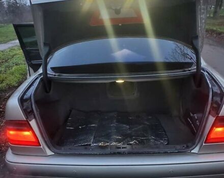 Жовтий Мерседес Е-Клас, об'ємом двигуна 2.4 л та пробігом 387 тис. км за 4850 $, фото 8 на Automoto.ua