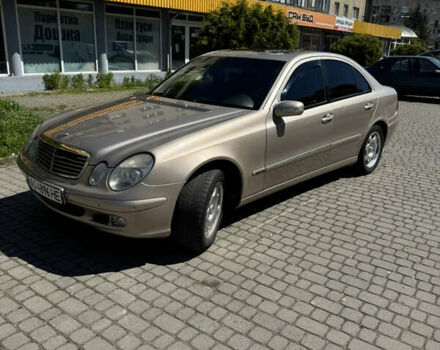 Жовтий Мерседес Е-Клас, об'ємом двигуна 2.2 л та пробігом 374 тис. км за 5400 $, фото 8 на Automoto.ua