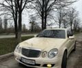 Желтый Мерседес Е-Класс, объемом двигателя 2.15 л и пробегом 280 тыс. км за 6300 $, фото 30 на Automoto.ua