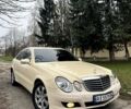 Желтый Мерседес Е-Класс, объемом двигателя 2.15 л и пробегом 280 тыс. км за 6300 $, фото 8 на Automoto.ua