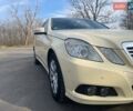 Желтый Мерседес Е-Класс, объемом двигателя 2.1 л и пробегом 490 тыс. км за 7300 $, фото 51 на Automoto.ua