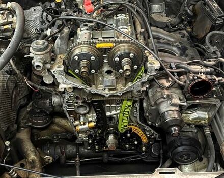 Жовтий Мерседес Е-Клас, об'ємом двигуна 1.8 л та пробігом 336 тис. км за 11000 $, фото 9 на Automoto.ua