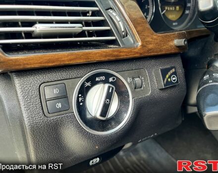 Жовтий Мерседес Е-Клас, об'ємом двигуна 1.8 л та пробігом 336 тис. км за 11000 $, фото 8 на Automoto.ua